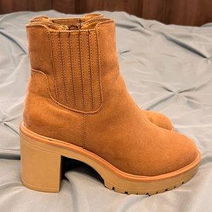 Universal Thread size 7 cognac chunky heel booties Steven Madden knock off